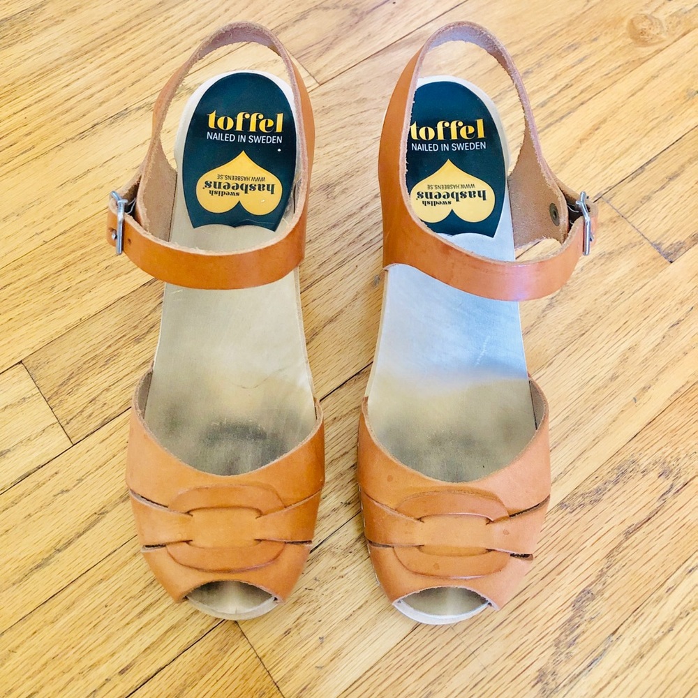 Swedish Hasbeens high heel clogs
